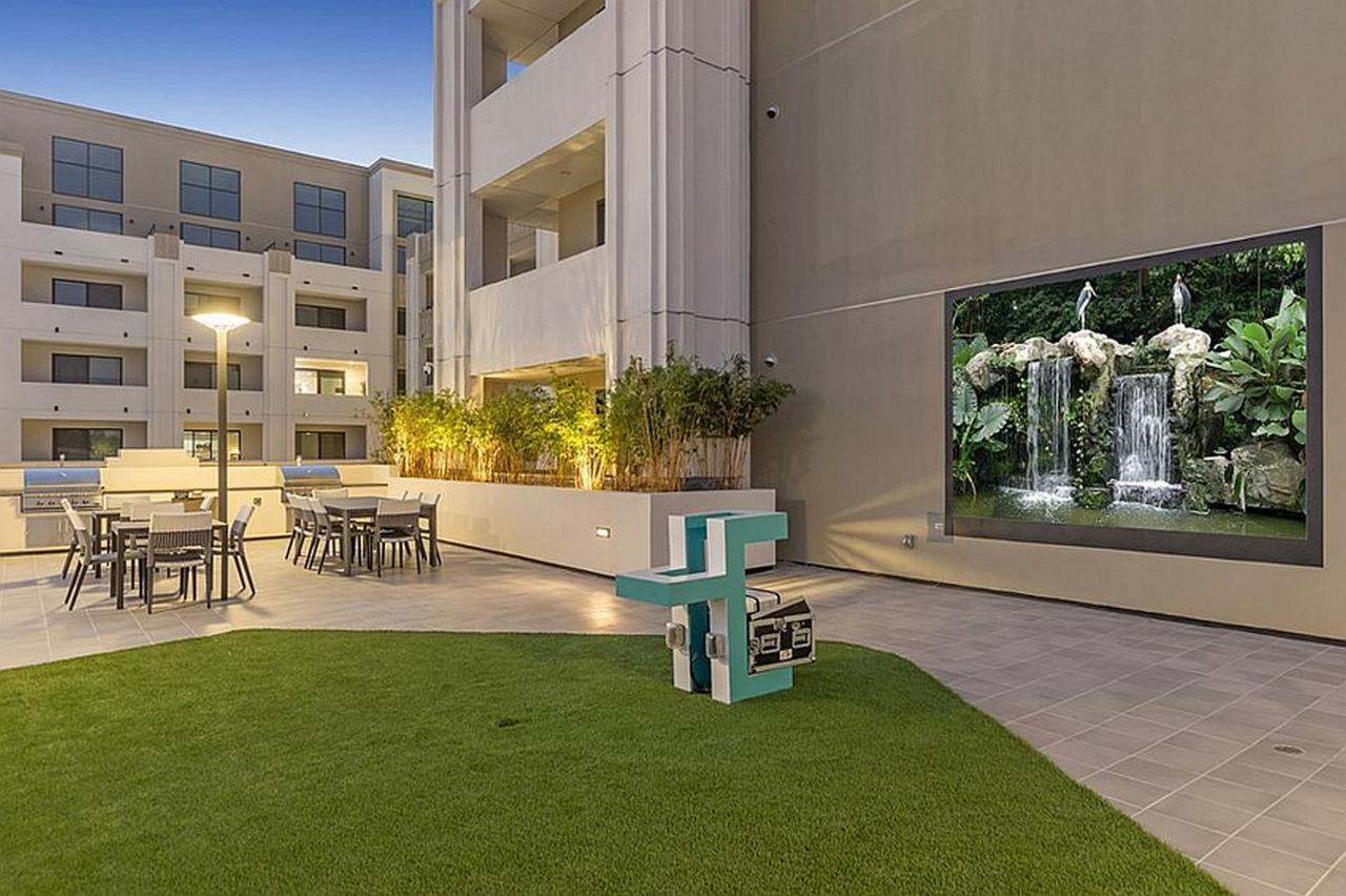 One Lux Stay At The Mansfield Miracle Mile 로스앤젤레스 외부 사진